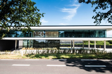 Kantoor gebouw Eribo Waregem aannemer vastgoed bouw