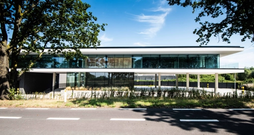 Kantoor gebouw Eribo Waregem aannemer vastgoed bouw