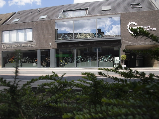 Fietsen Devos Waregem Eribo aannemer bedrijfsvastgoed commercieel