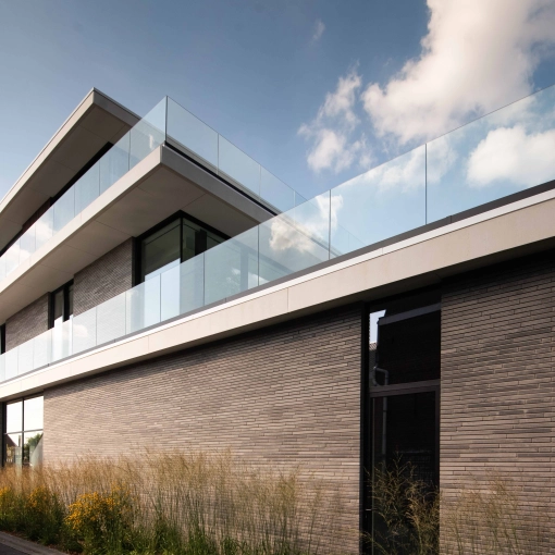 Moyo Waregem bouw vastgoed aannemer Eribo 