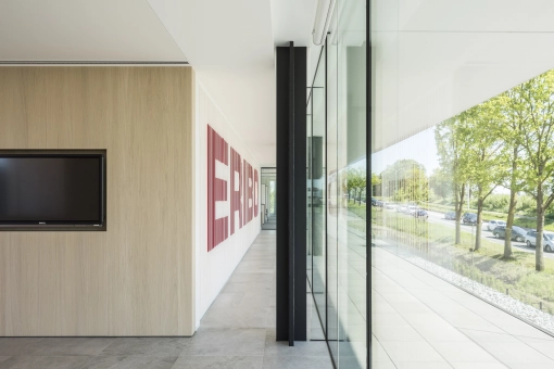 Kantoor gebouw Eribo Waregem aannemer vastgoed bouw
