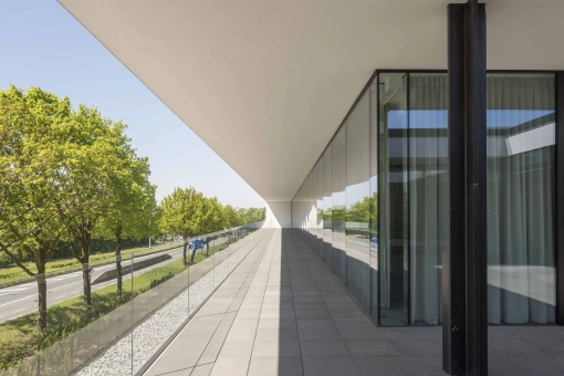 Kantoor gebouw Eribo Waregem aannemer vastgoed bouw