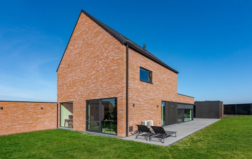 Anzegem villa bouw aannemer Eribo Waregem vastgoed